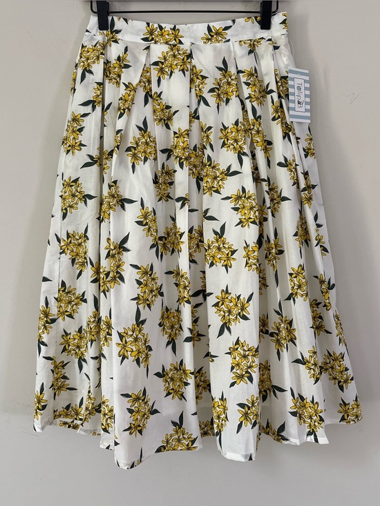 Tulip B Dresses & Skirts - Tulip B Yellow Floral Print Midi Skirt
